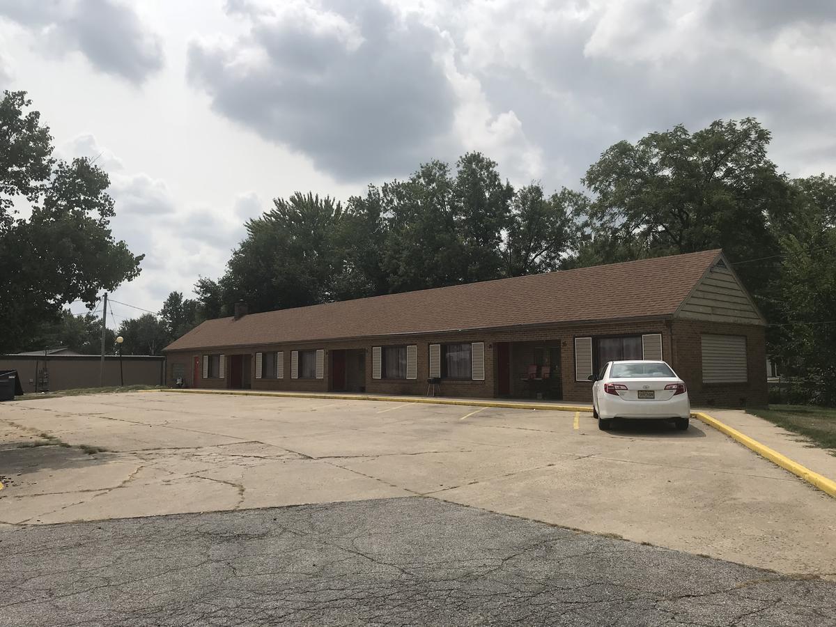 Budget Host Village Inn Kirksville Exterior photo