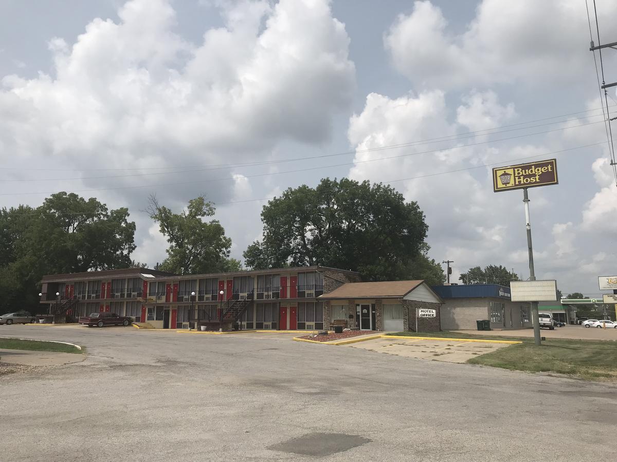 Budget Host Village Inn Kirksville Exterior photo